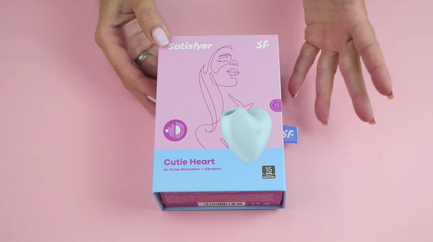 Вакуумний стимулятор-серце з вібрацією Satisfyer Cutie Heart Light Red SO6286 фото ЦЕ МІЖ НАМИ